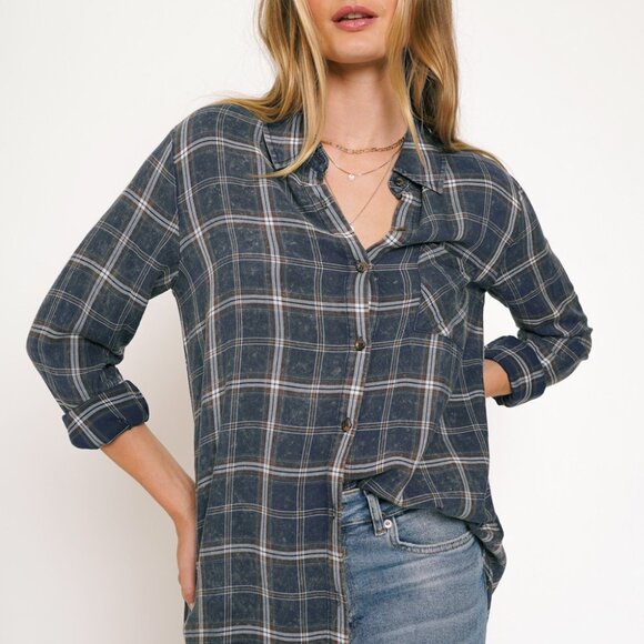 MYSTREE Blue Plaid Button Down Shirt Long Sleeve Oversized Casual Top - Picture 2 of 5